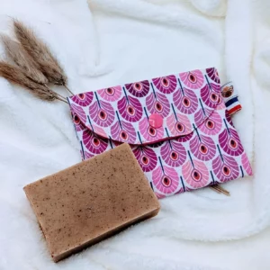 pochette pression rose et violette