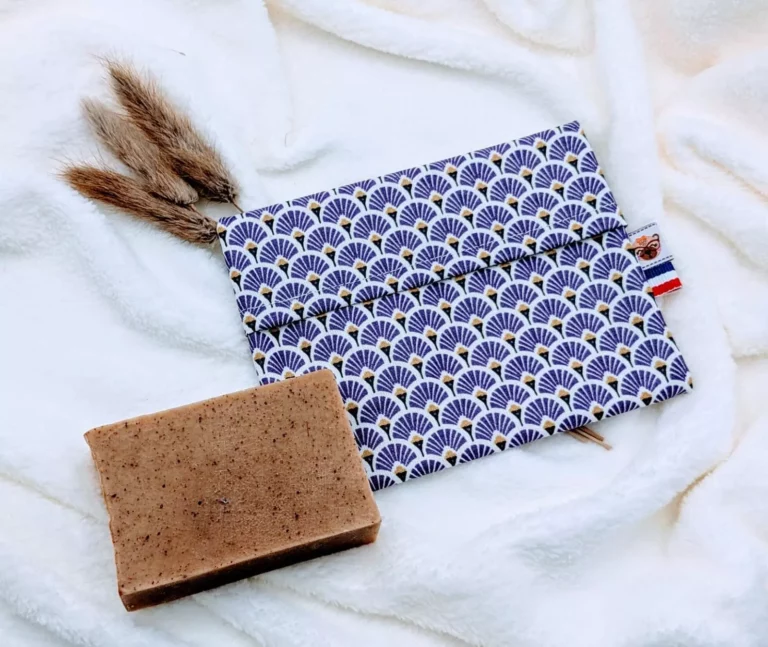 pochette sandwich violette